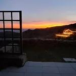 Casas Nelita Semesterbostad Covilhã