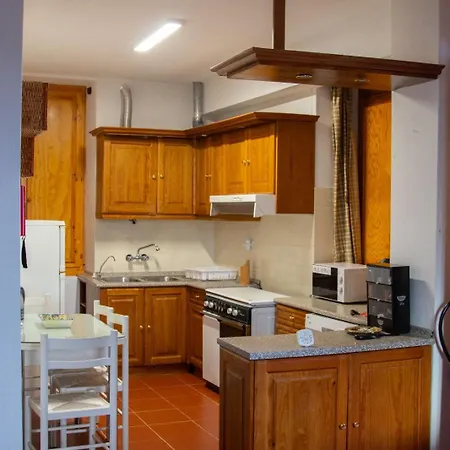 Casas Nelita *