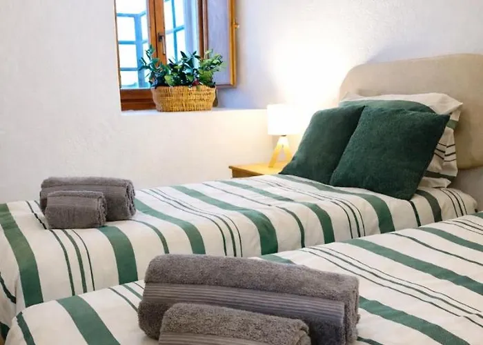 Casas Nelita