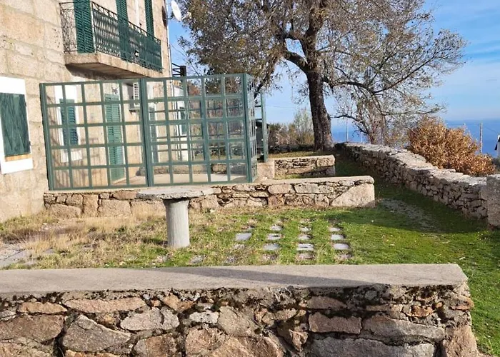 Casas Nelita
